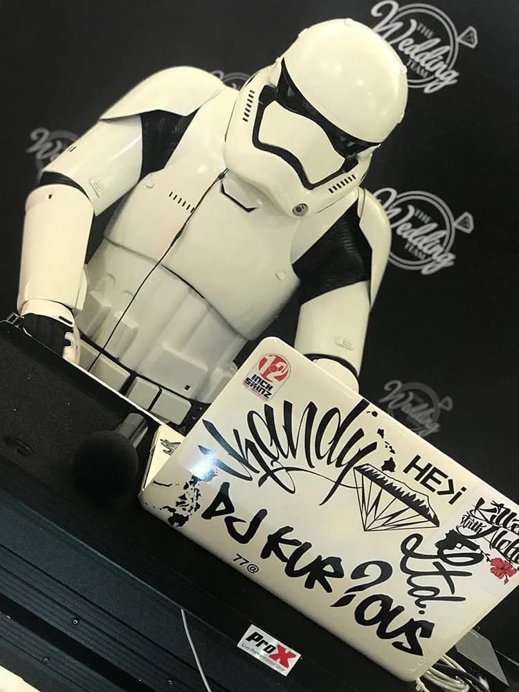 DJ Kurious — photo 4